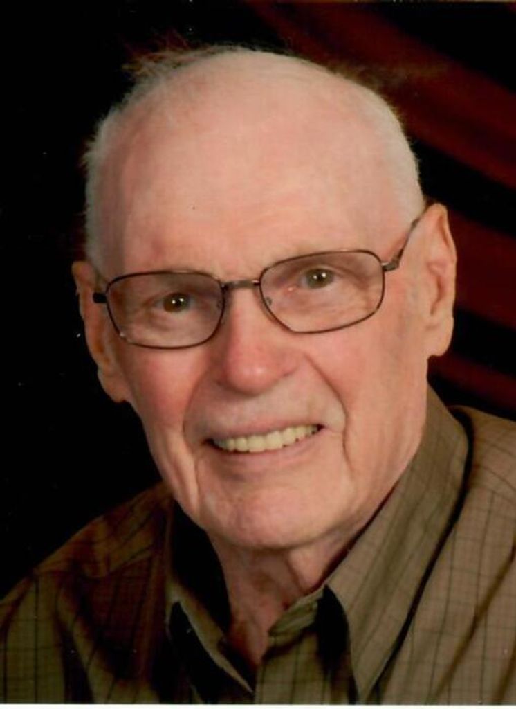 Julius Carroll "Red" Pearson Profile Photo