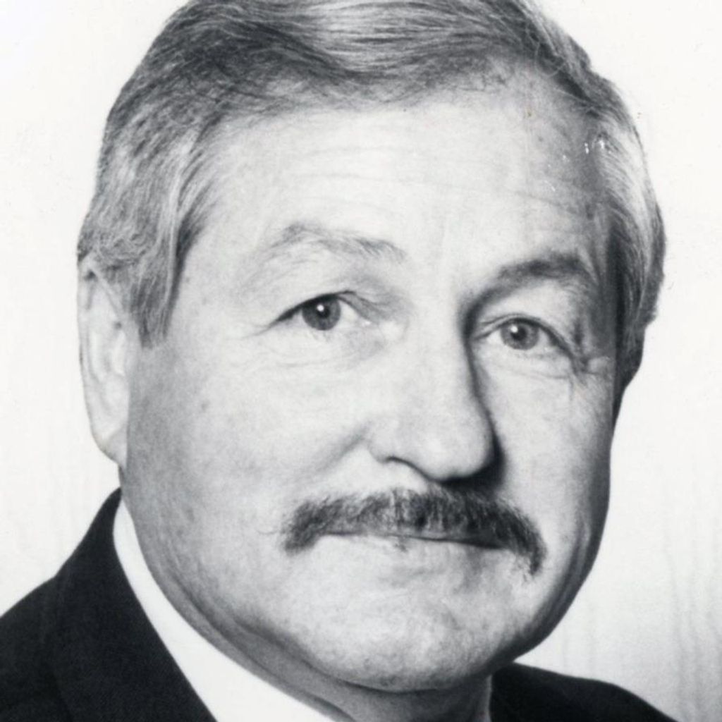 Kenneth Pierce