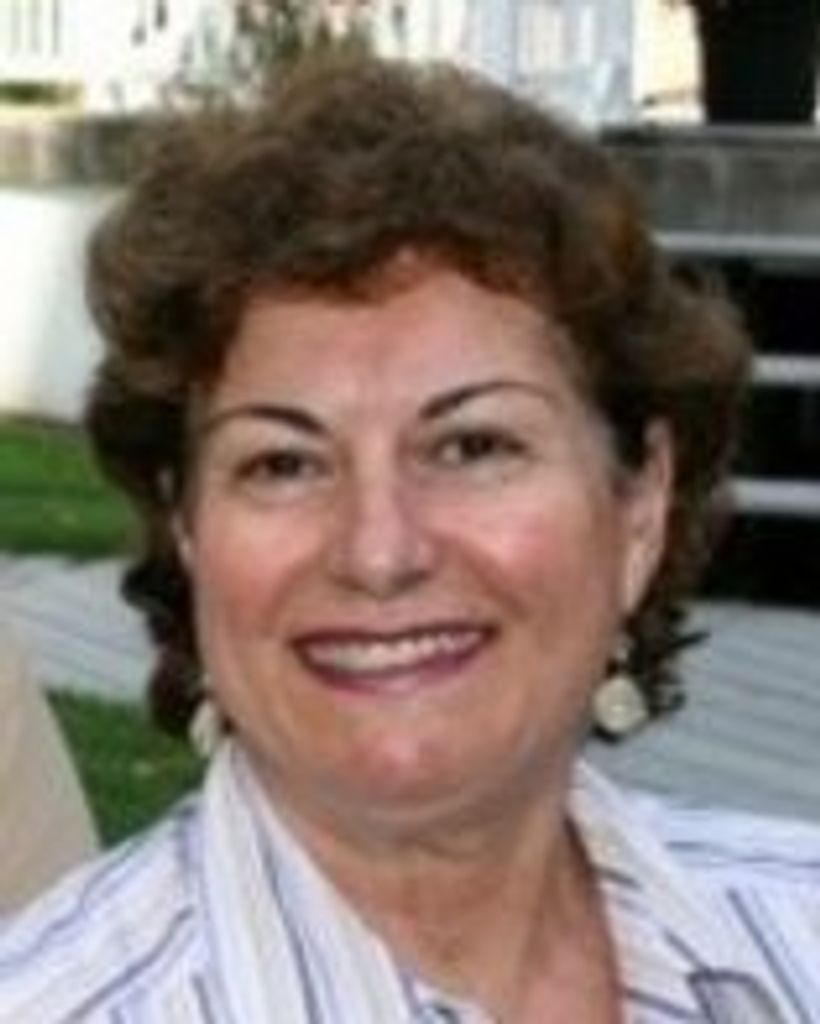 Letiza McGowan Profile Photo