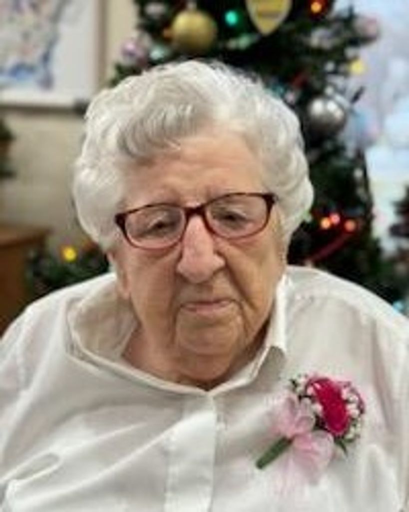 Lucille Barbara Mills Profile Photo