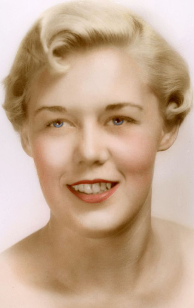 Joanna Glass Profile Photo