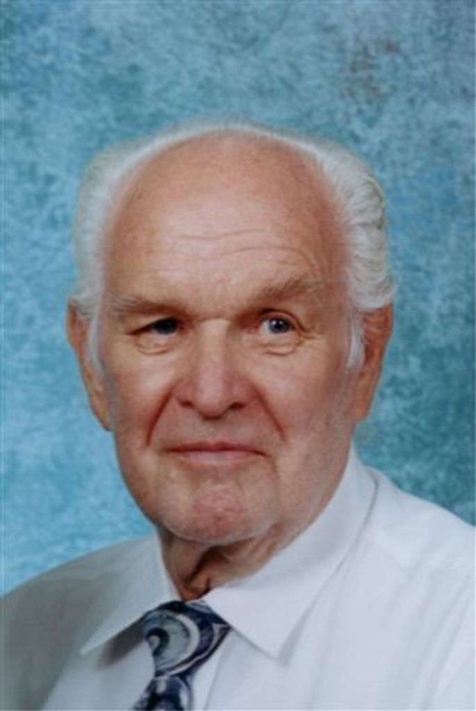 Lewis  S. Briscoe