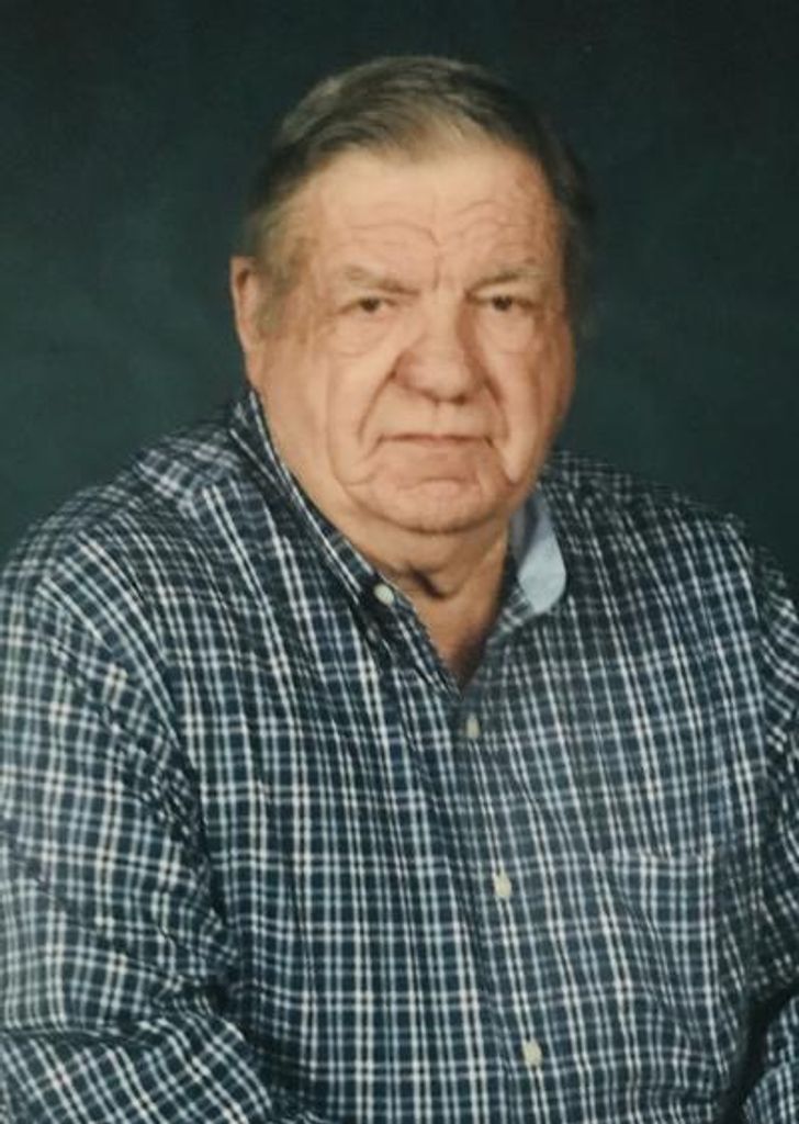 Edward Thompson Profile Photo