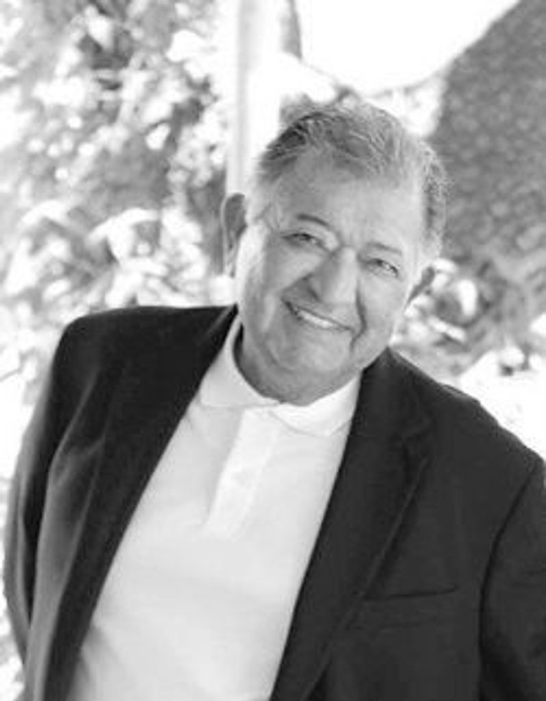 Rene Pinon Mata Profile Photo