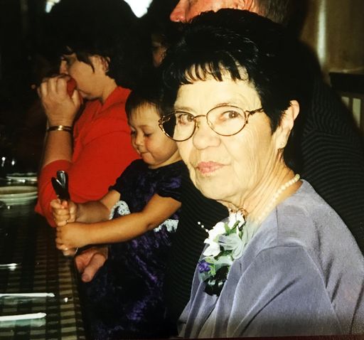 Mary Mills photo gallery thumbnail 38 of 103