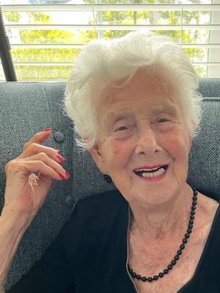 Helen P White Profile Photo