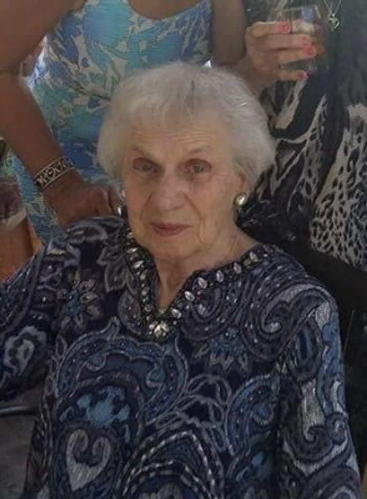 Evelyn D. Mueller Profile Photo