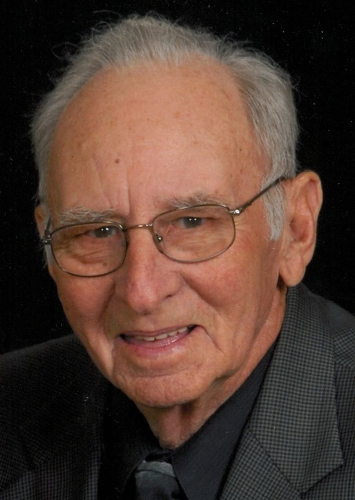 Lavern "Chuck" Looser