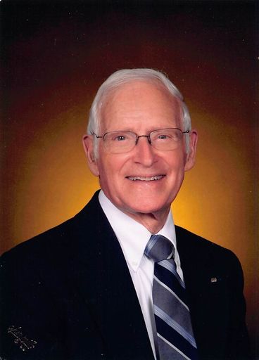 William L Young Profile Photo