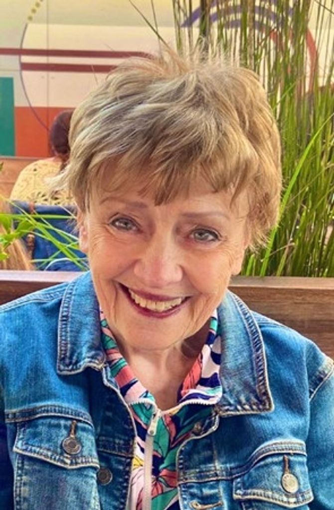 Lynn Marie Buszkiewicz Profile Photo