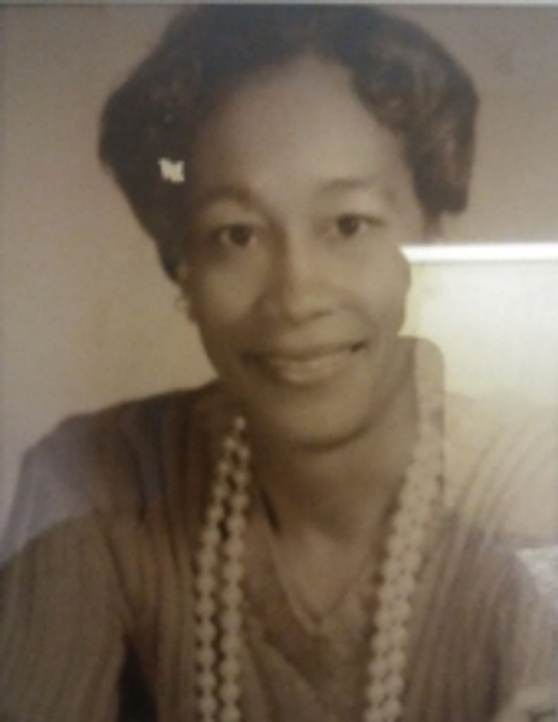 Elizabeth  F. Lockett