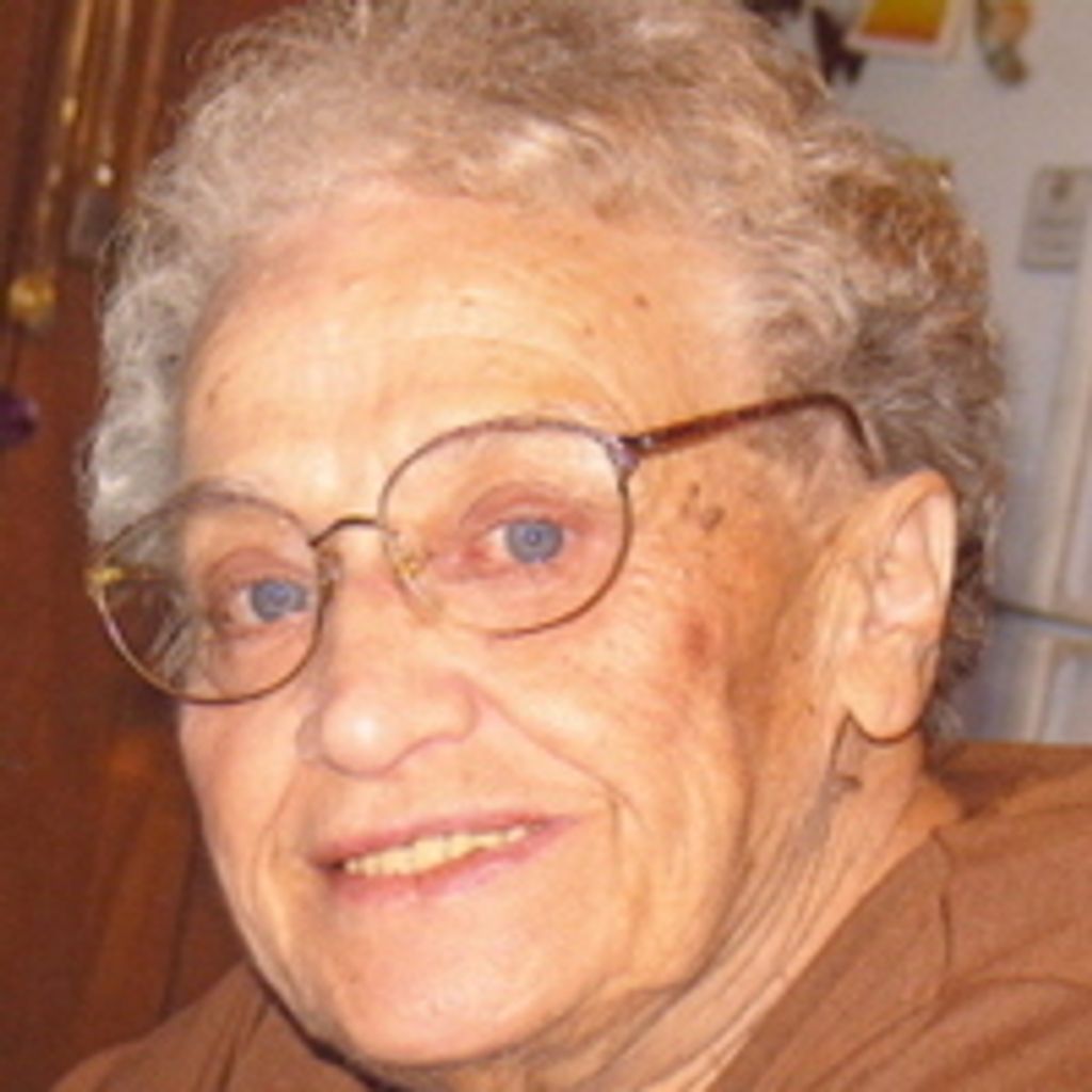 Eleanor  R. (Michalik)  Gursky