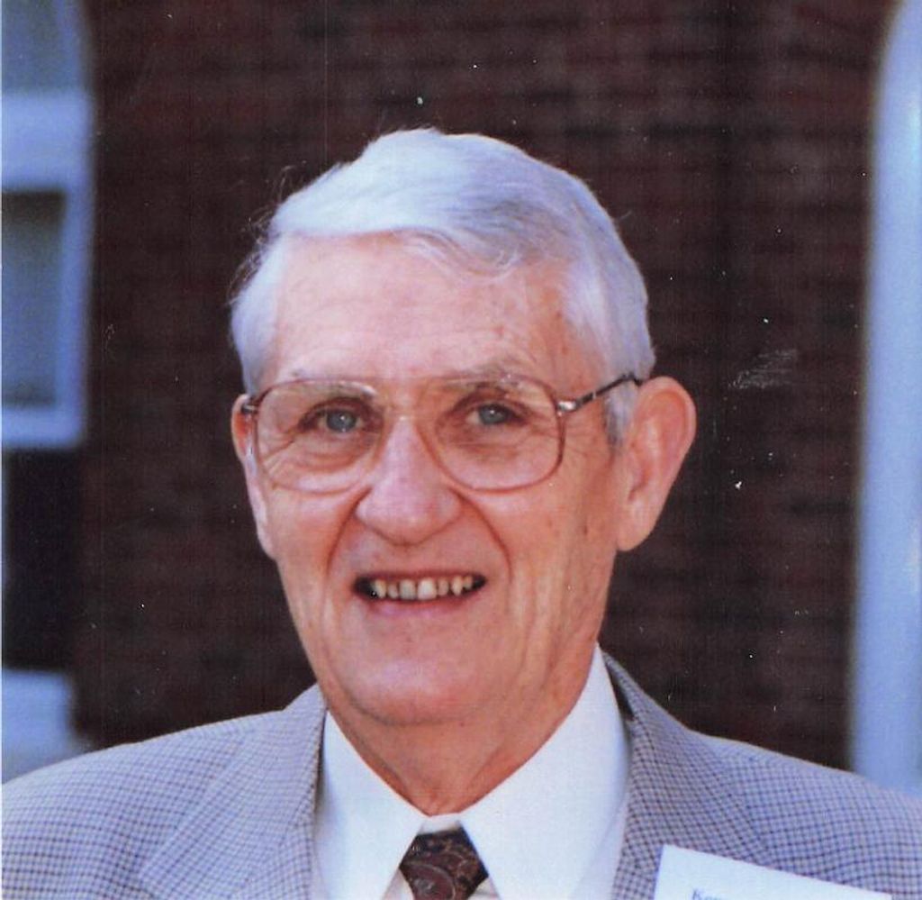 Kenneth Blythe Profile Photo