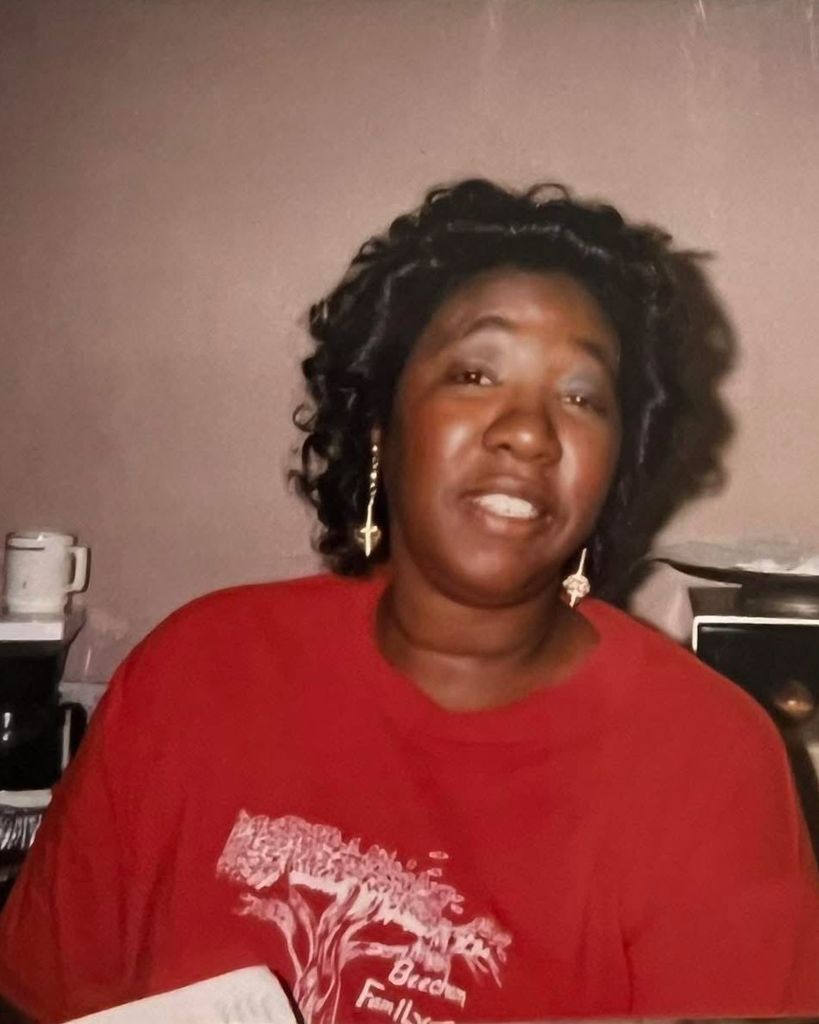VIVIAN WOOTEN
