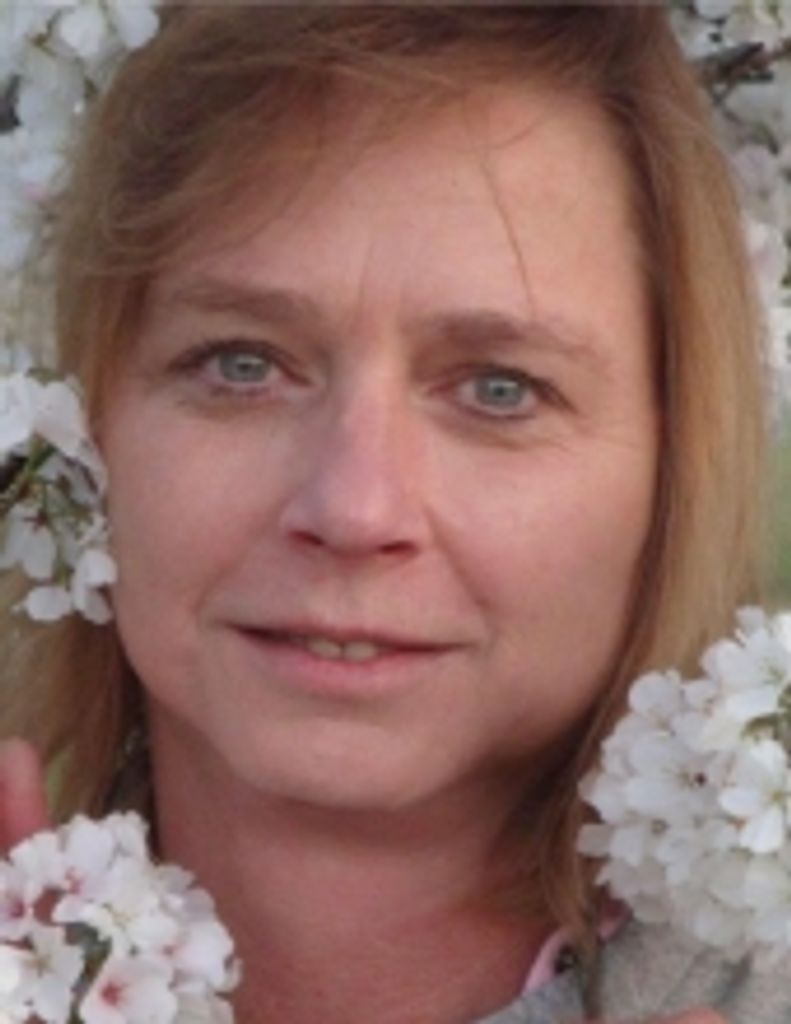 Nanette "Nan" Brown Paro Profile Photo