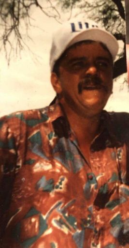 Ricardo H Davila photo gallery thumbnail 35 of 76