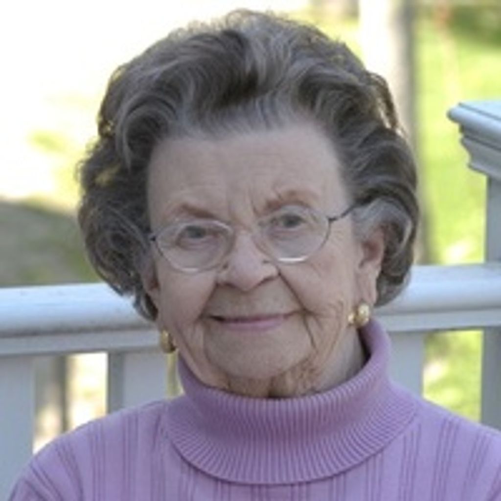 Evelyn  Gail Bichsel