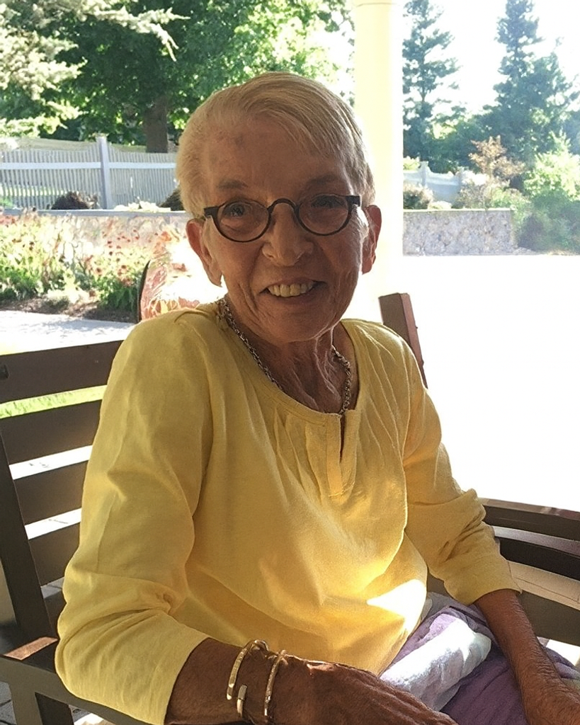 Esther Muriel Bratton Profile Photo