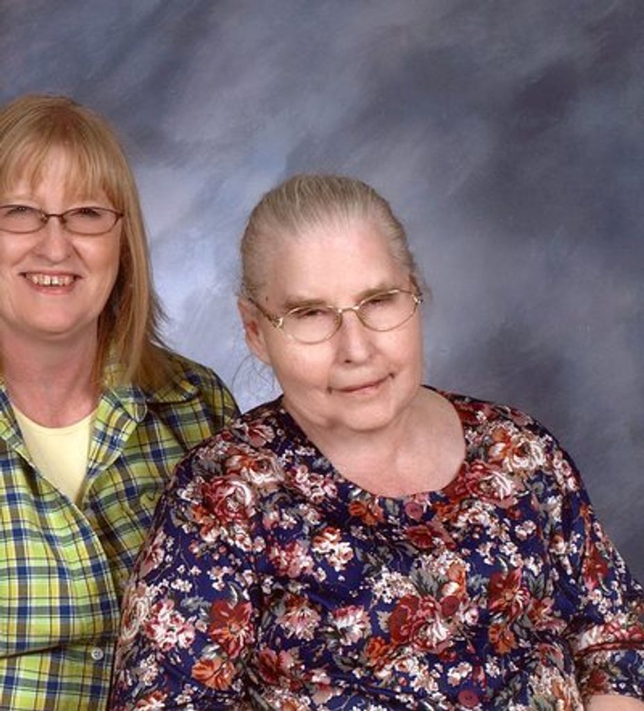 Lois Wallace Profile Photo