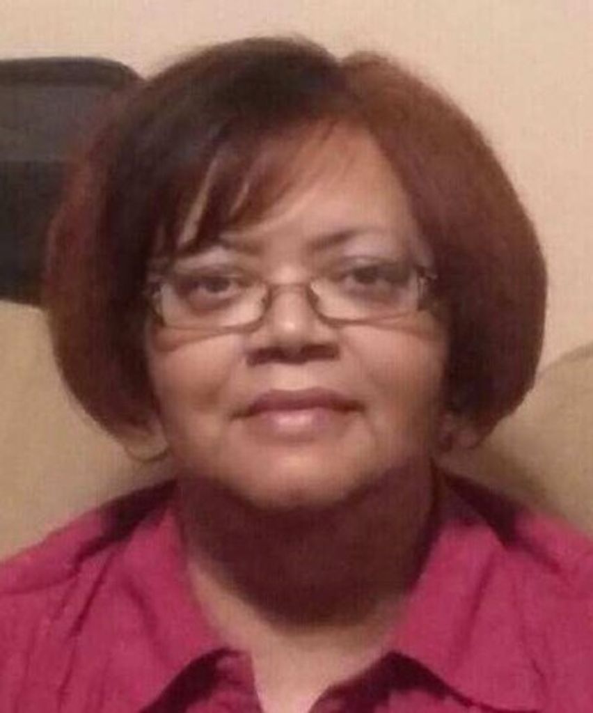 Ms Robin Davis Dodson Profile Photo