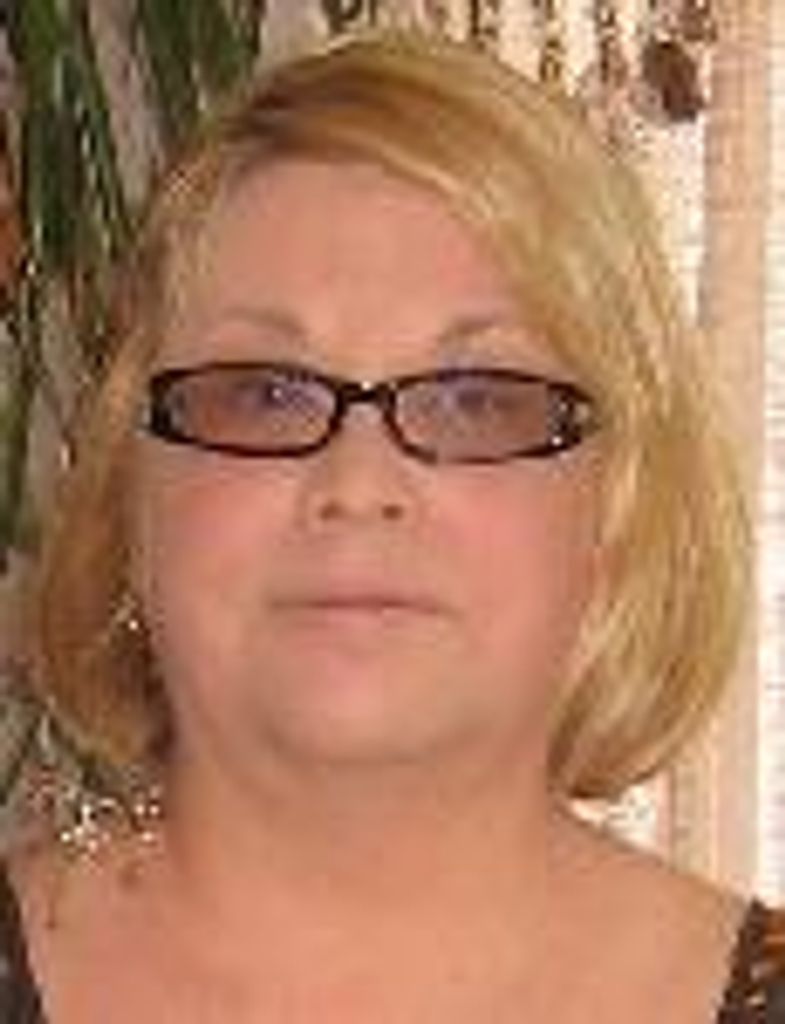 Kim Lorraine Pesto Eddy