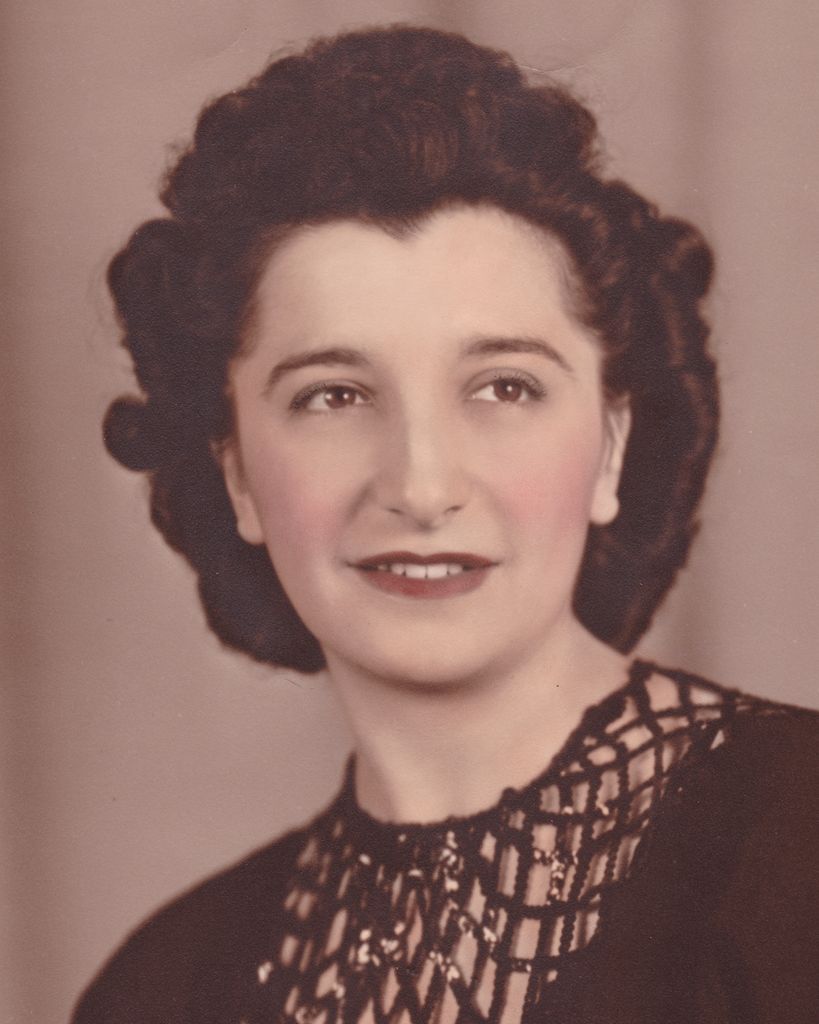 Olga Zeppos Profile Photo