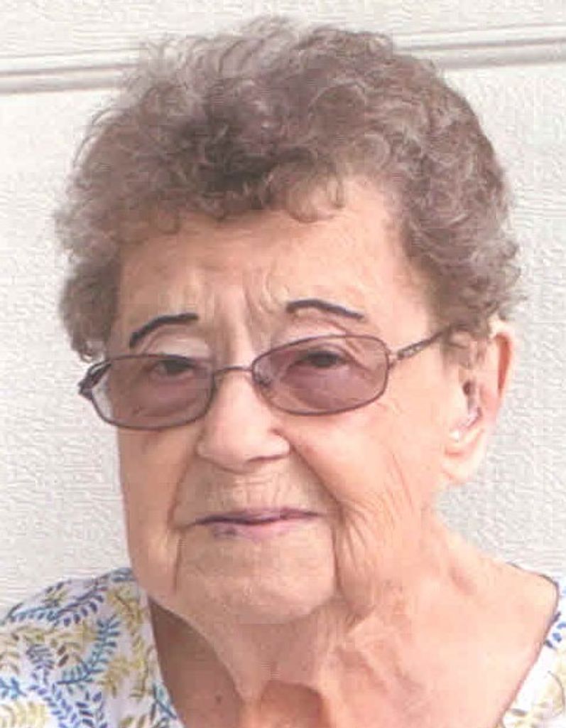 Evelyn Catherine (Meecha)  Boals