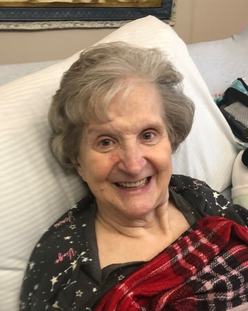 Gladys Hatfield Profile Photo