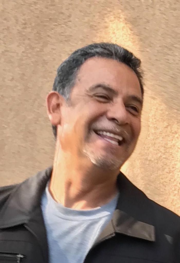 Javier Espinoza Profile Photo