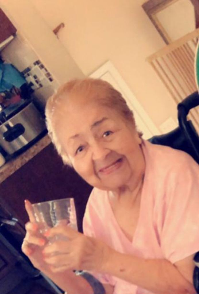 Nelly L. Alvarado Profile Photo