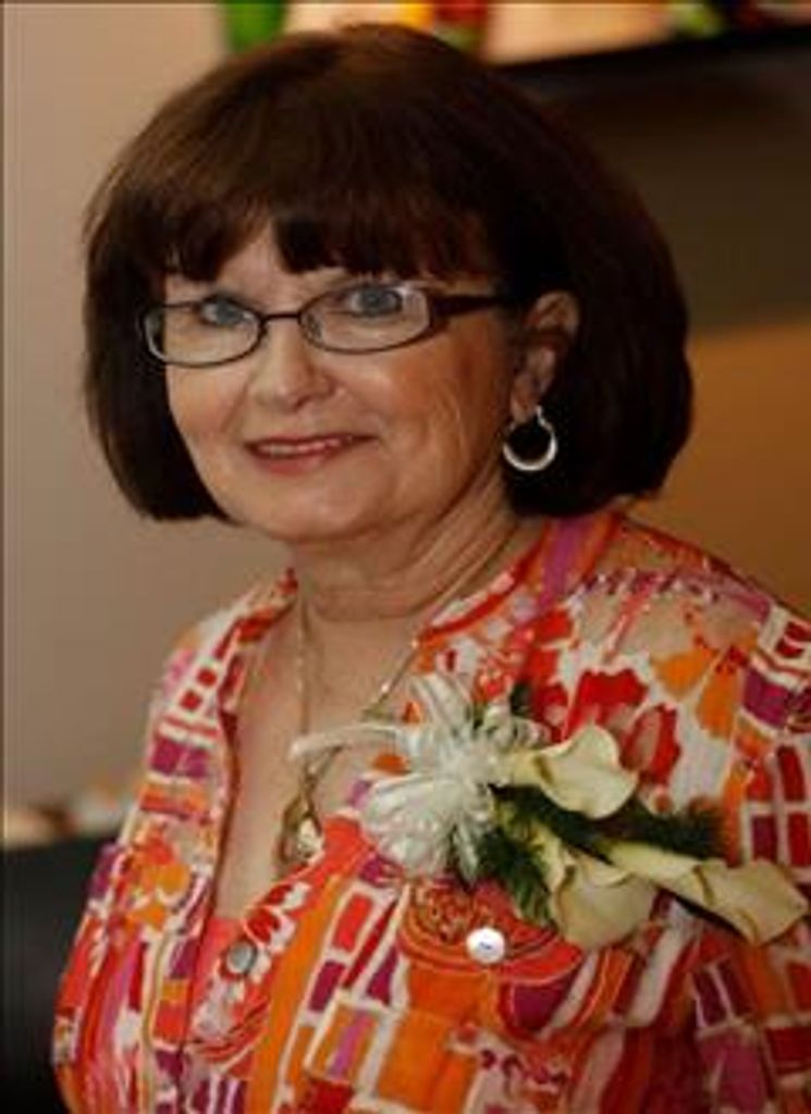 Julie Gay Clark Profile Photo