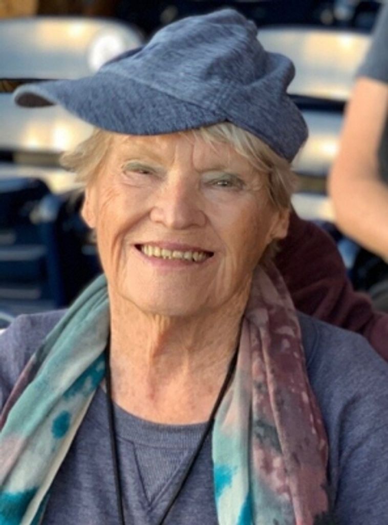 Helen R. Guide Profile Photo