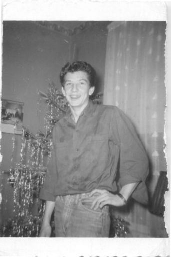 George T. Hooten photo gallery thumbnail 14 of 48