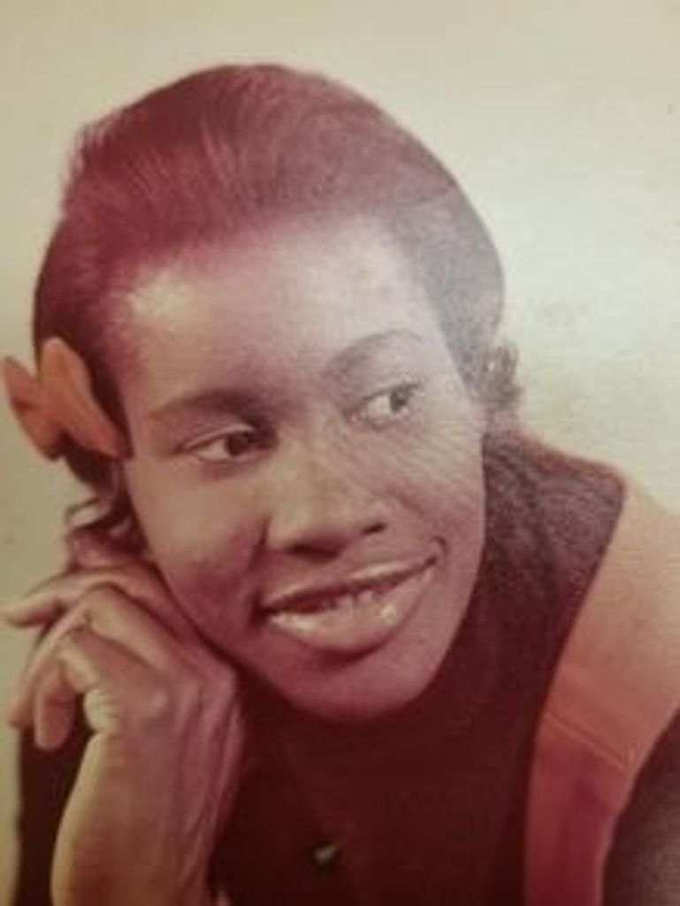 Ms Kathleen Livingston