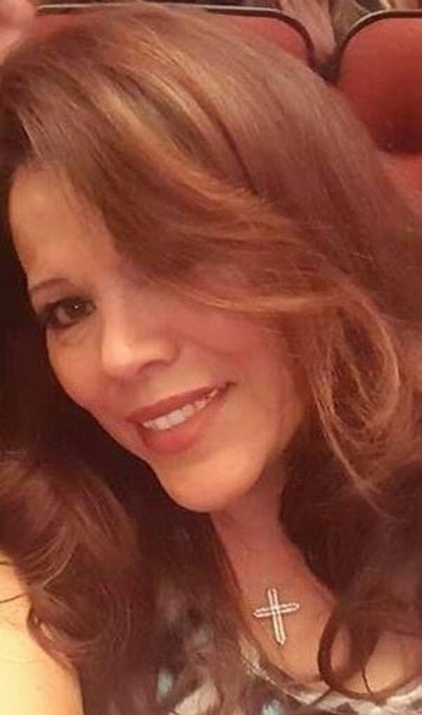 Sandra (Castaneda)  Garza Balderaz Profile Photo