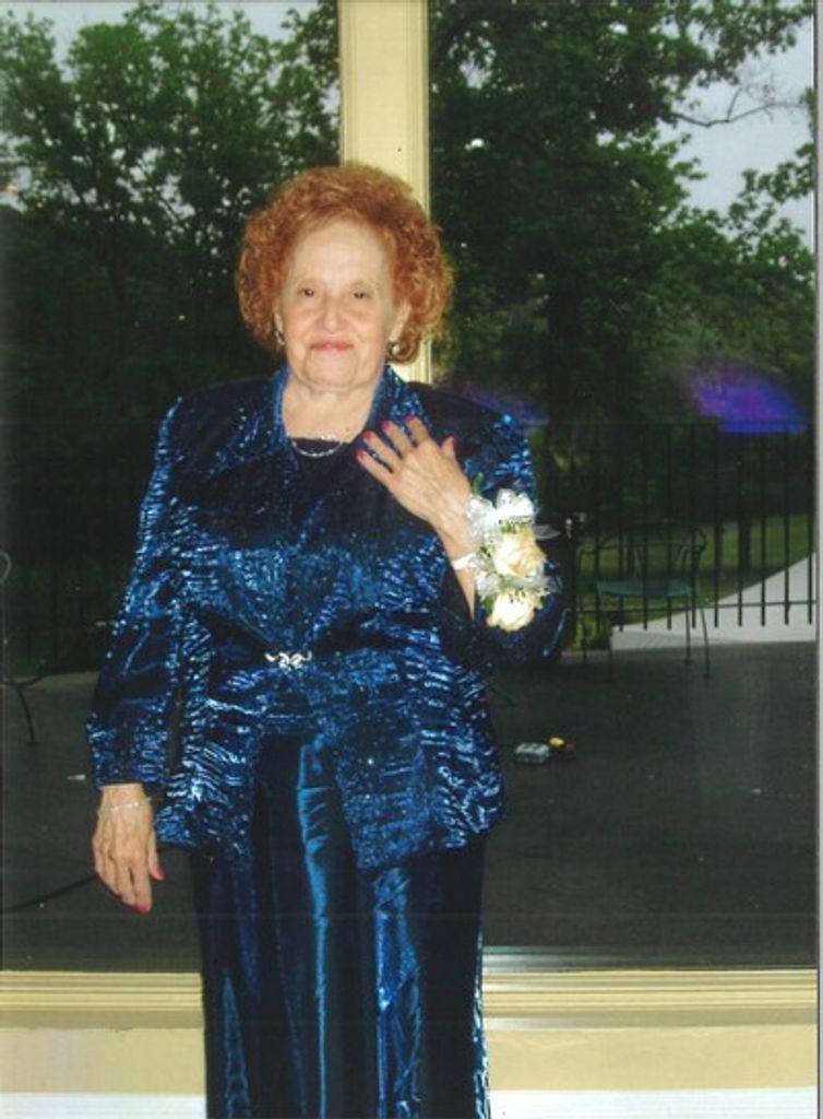 Marie Castelbuono Profile Photo