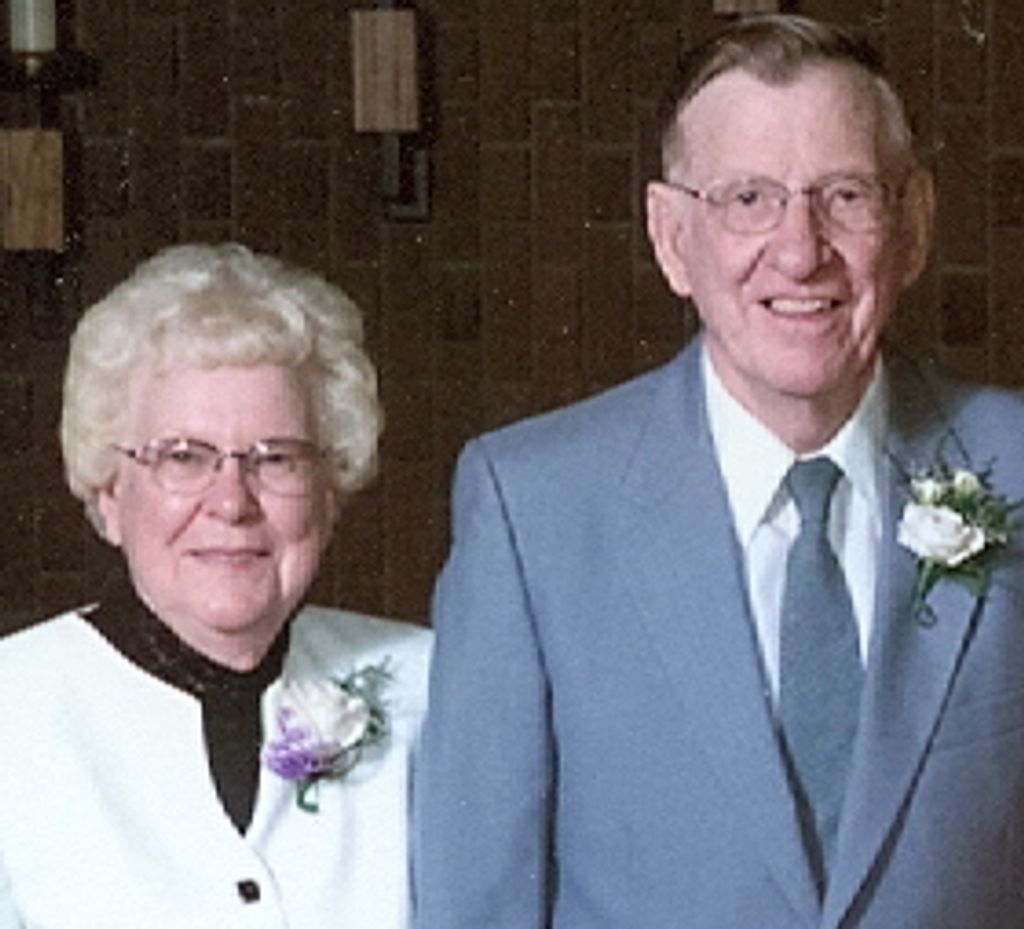 Elaine "Dodie" Sandbeck