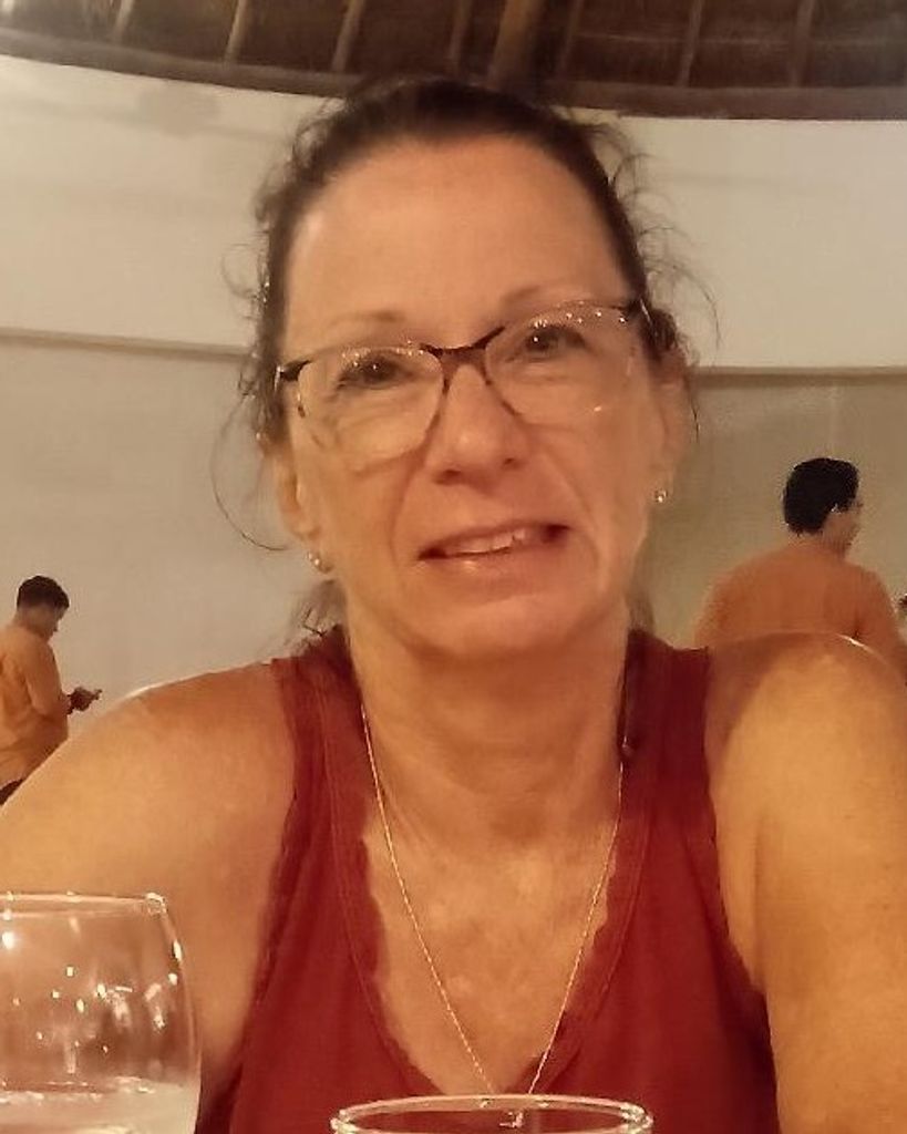 Janet C Wortz