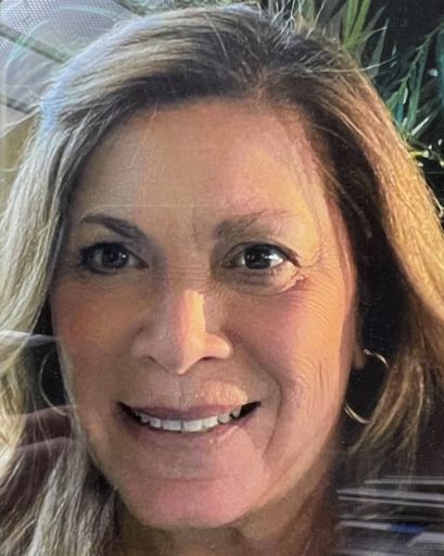 Lisa Lanza Profile Photo