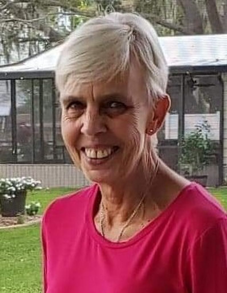 Cindy L. (Glenna)  Debroeck