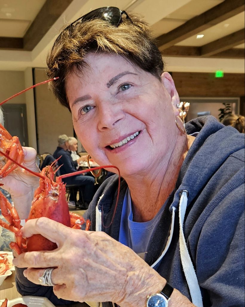 Lynn "Lindsay" Elms Thompson