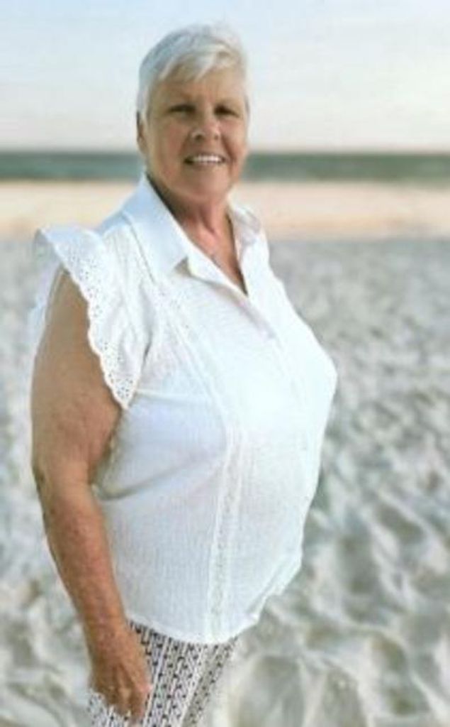 Carolyn Carroll Profile Photo