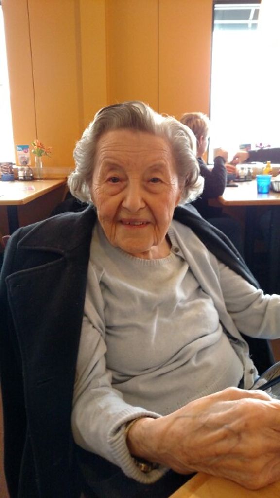 Christine Leona (Gombos) Flatten Profile Photo