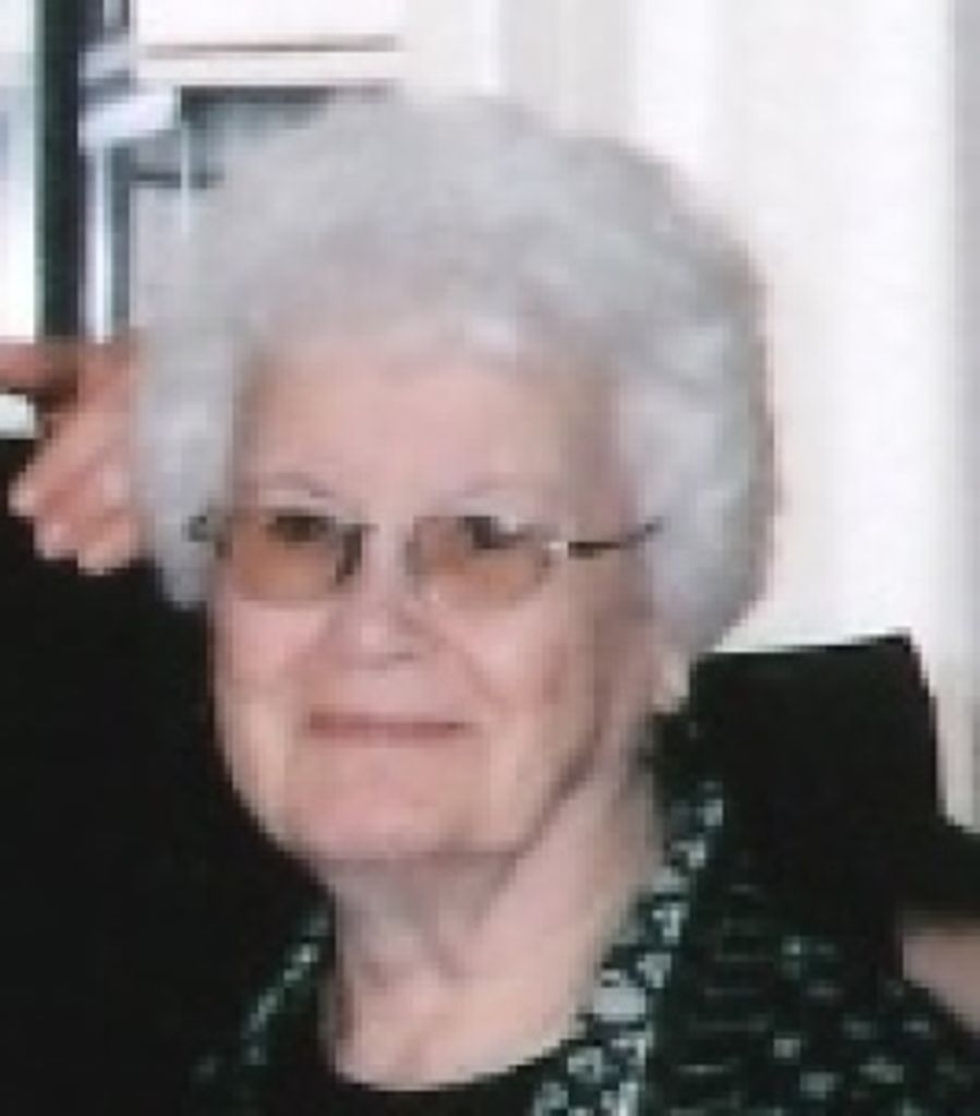 Gwen Hamilton Profile Photo