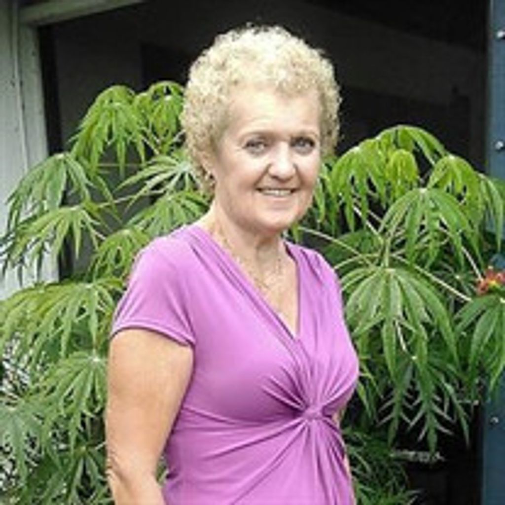 Piroska "Piri" Dawson