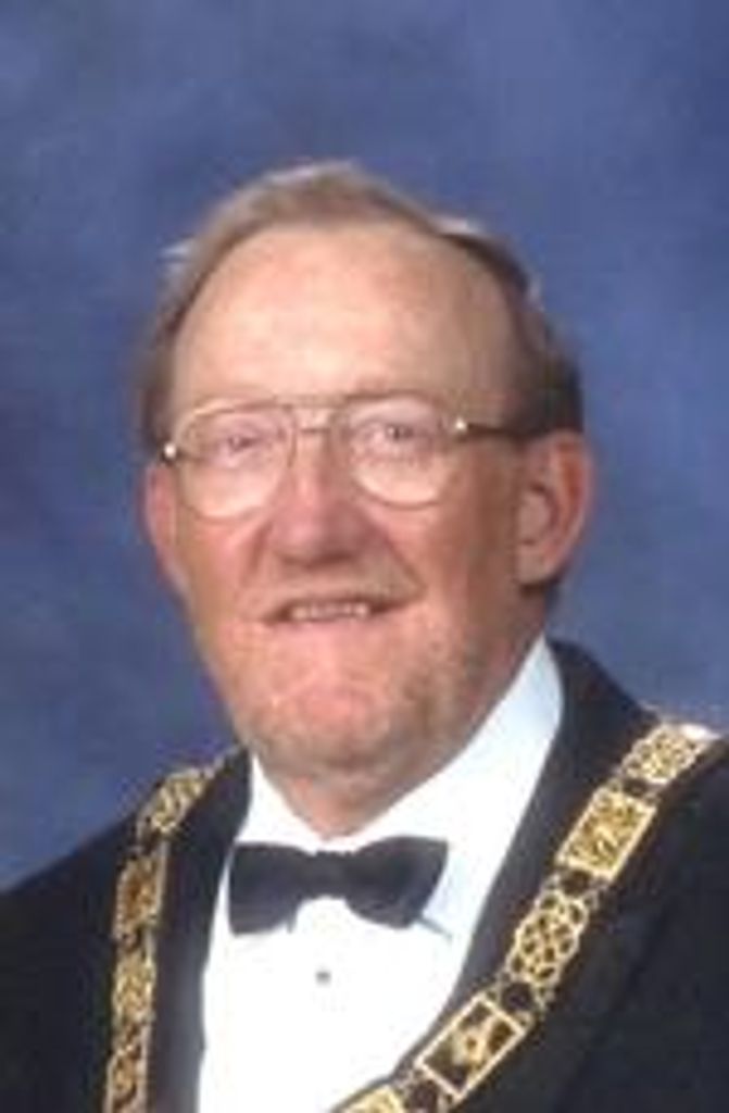 Michael "Mike" Roy Walter