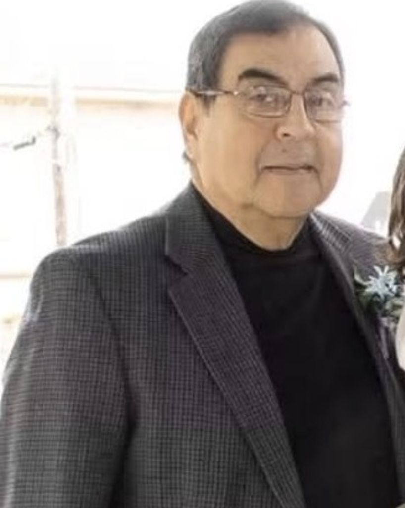 Saul Hernandez Profile Photo