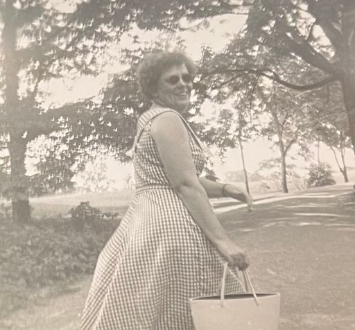 Betty L (Bradley)  Gillis photo gallery thumbnail 13 of 126