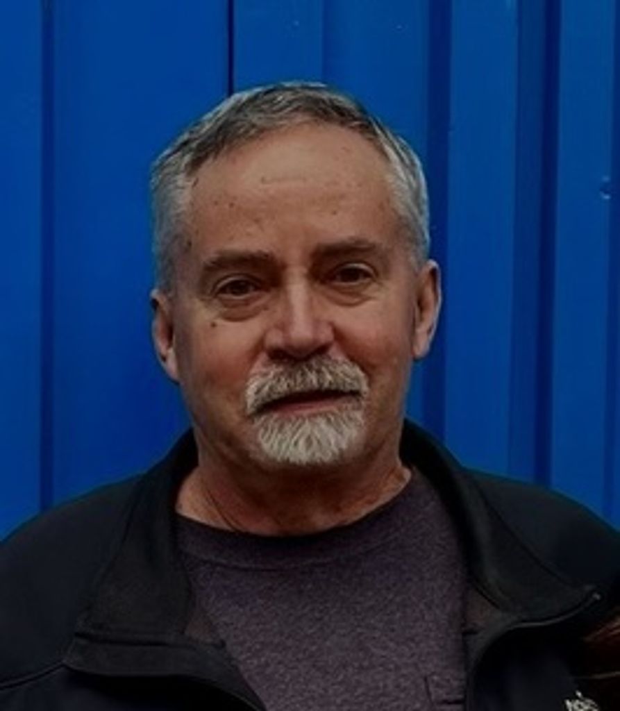 Larry  Dell Profile Photo