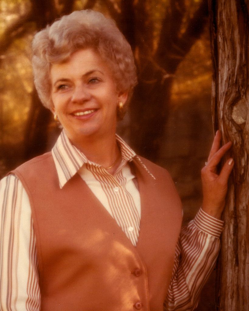 Suzanne Hunger May Profile Photo